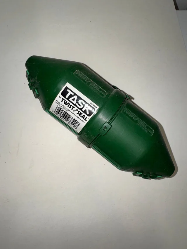 Assorted garden accessories image indicator(4)