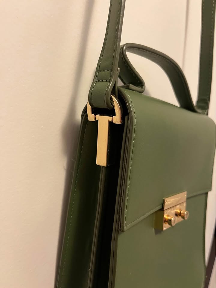 Green shoulder bag - photo 2