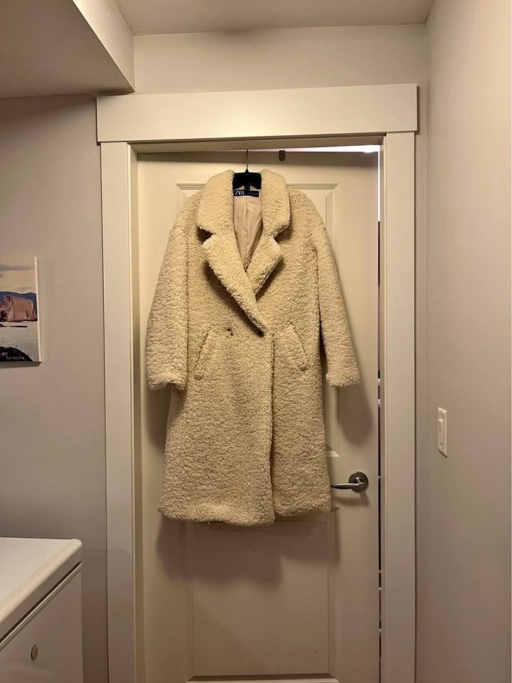 Zara sherpa coat size S