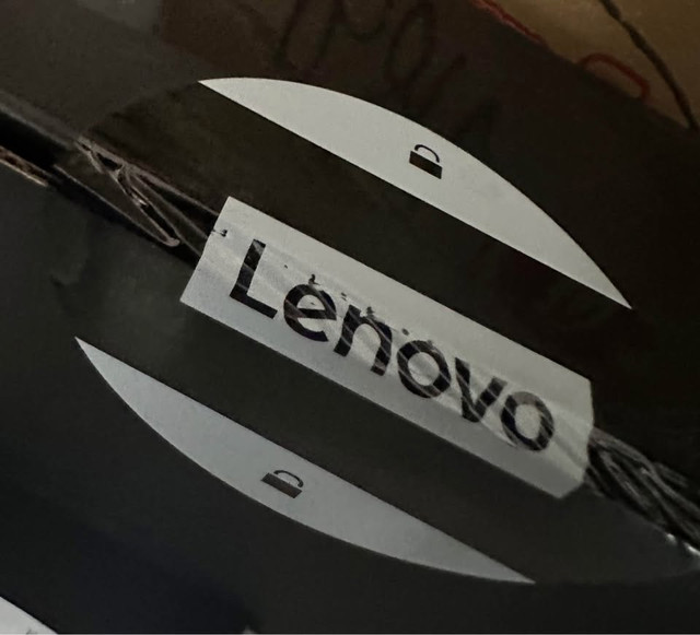 Sealed Lenovo Legion Pro 7i intel ULTRA 9 | RTX 5090 Oled - photo 5