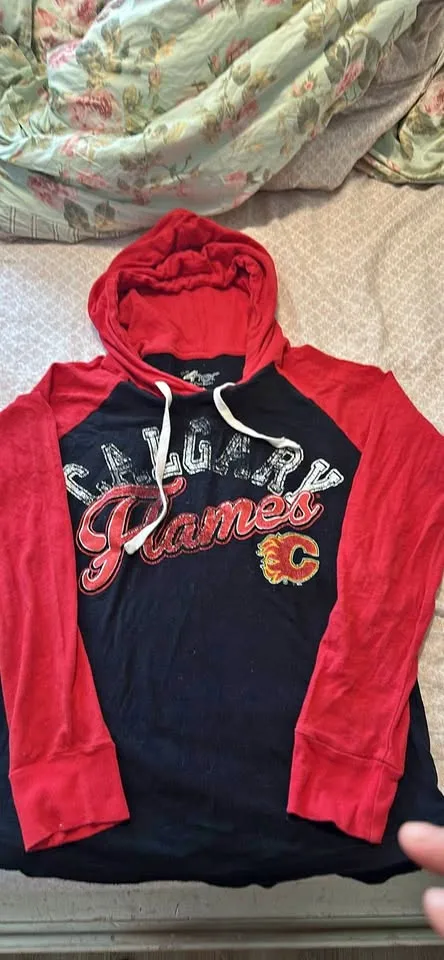 Flames Shirt Size L Womans