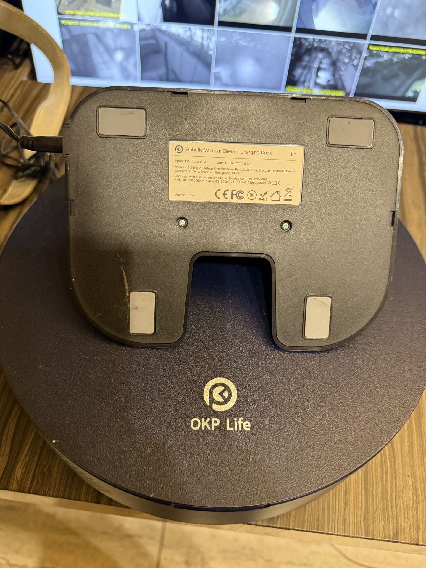 OKP Robotic Vacuum Cleaner Brand New With Extra Filter... - photo 2