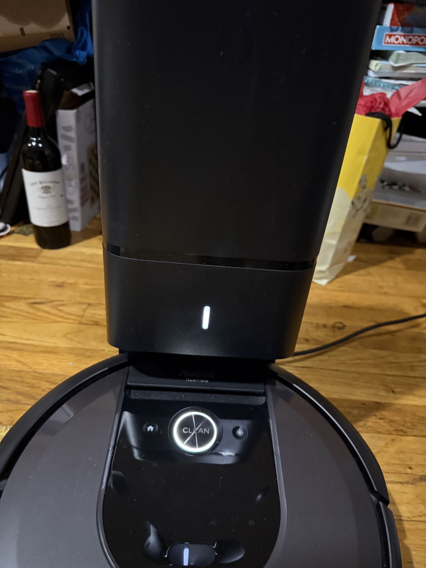 iRobot Roomba Combo j7+ Self-Emptying Robot Vacuum - photo 4