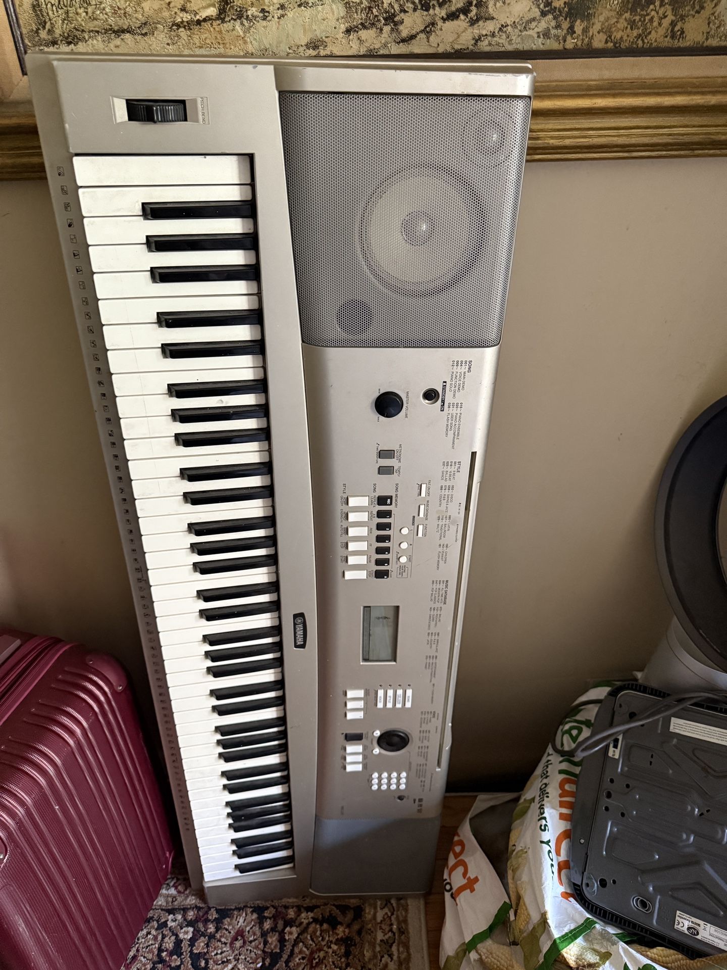 Yamaha Key Board - photo 2