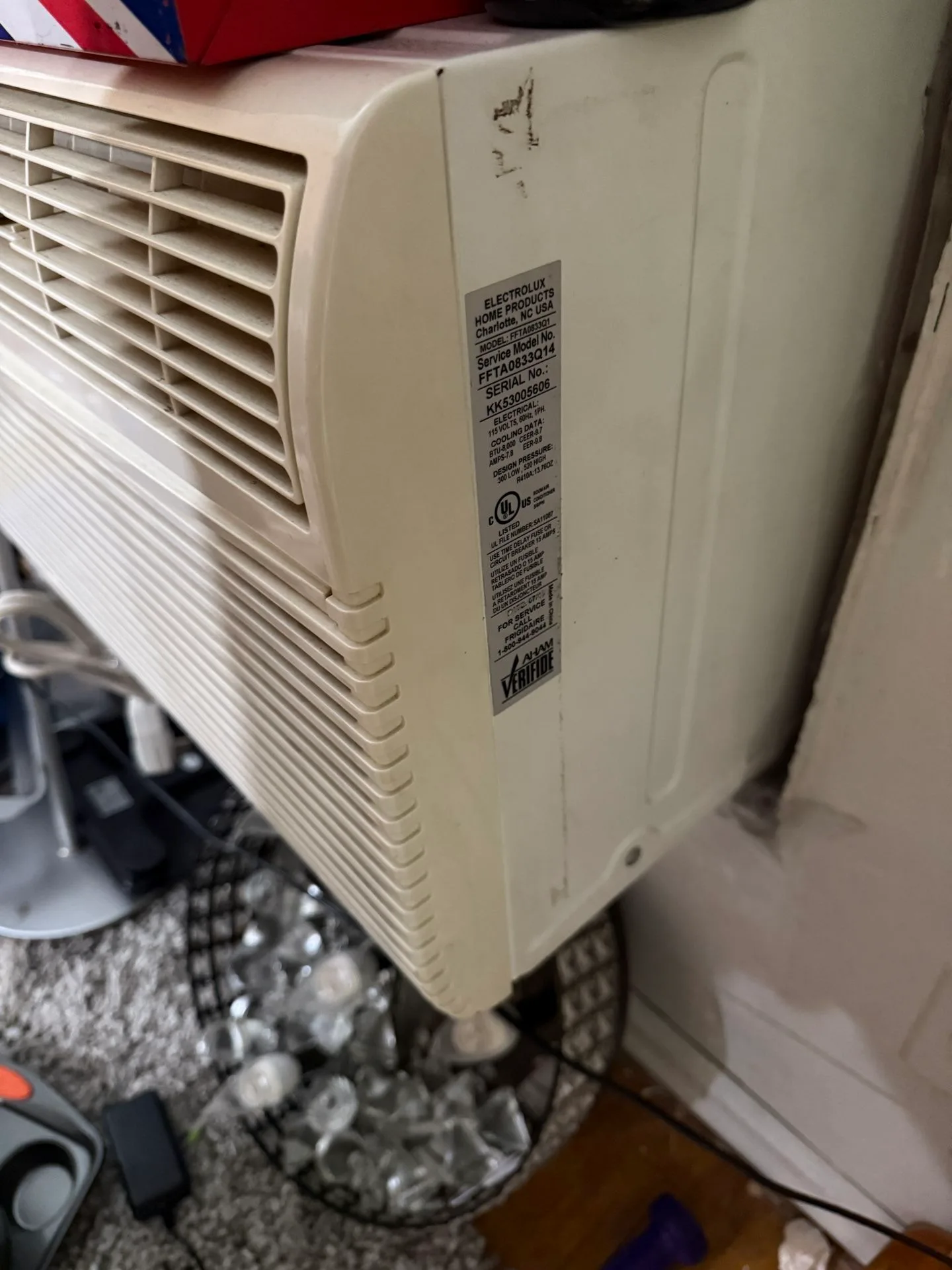 Frigidaire AC 8000 BTU In Wall AC With Remote image indicator(3)