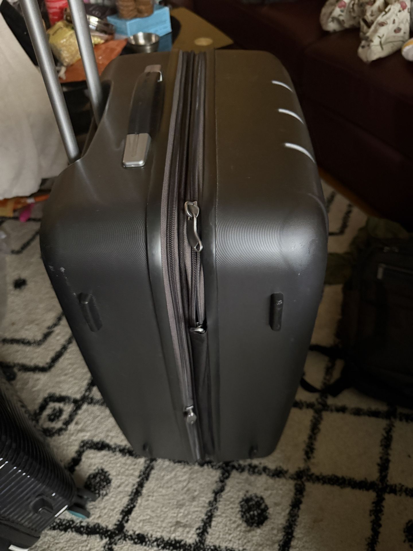 Samsonite Expandable Luggage , Very Well Made - photo 2