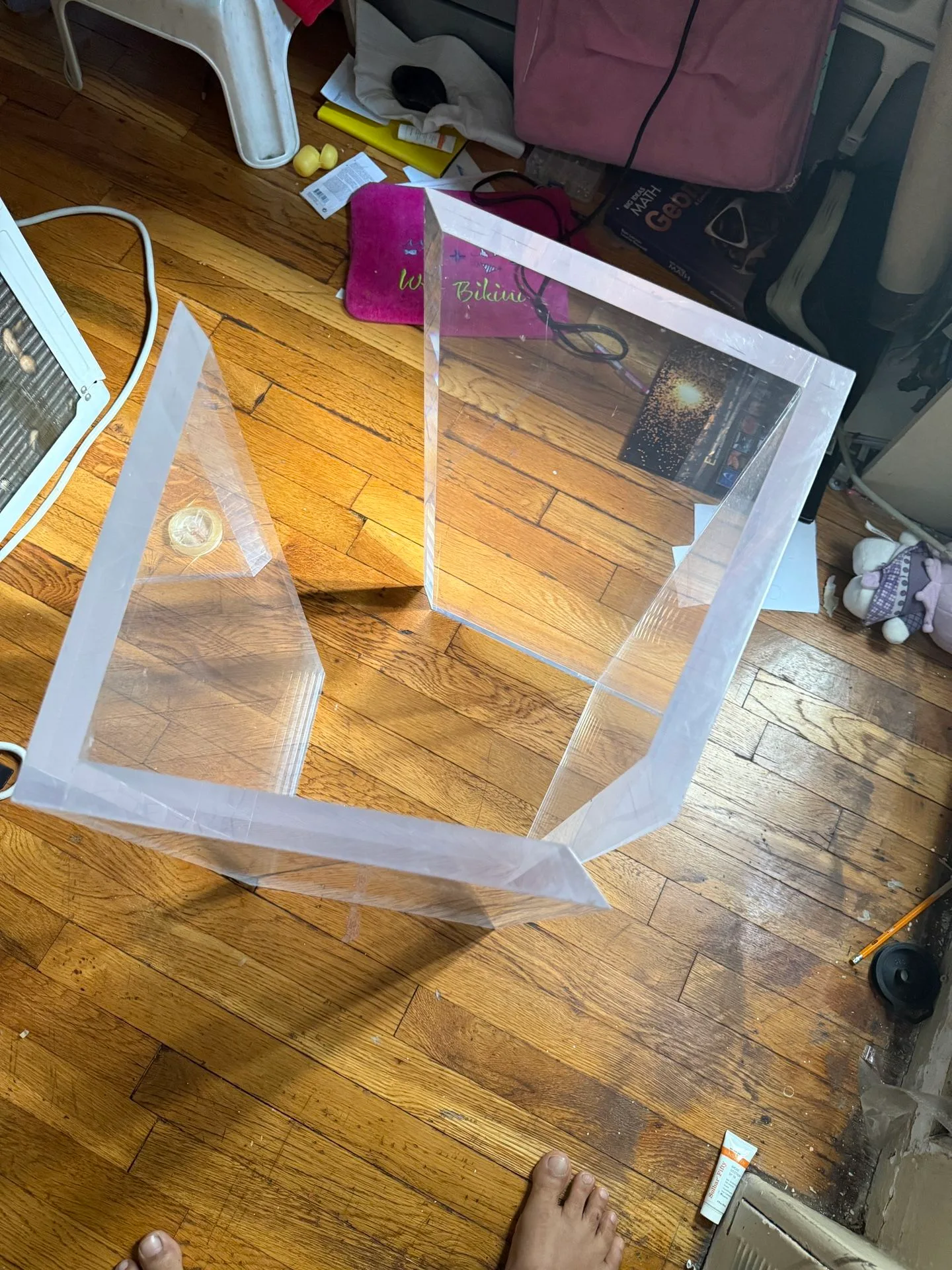 Glass Table thumbnail