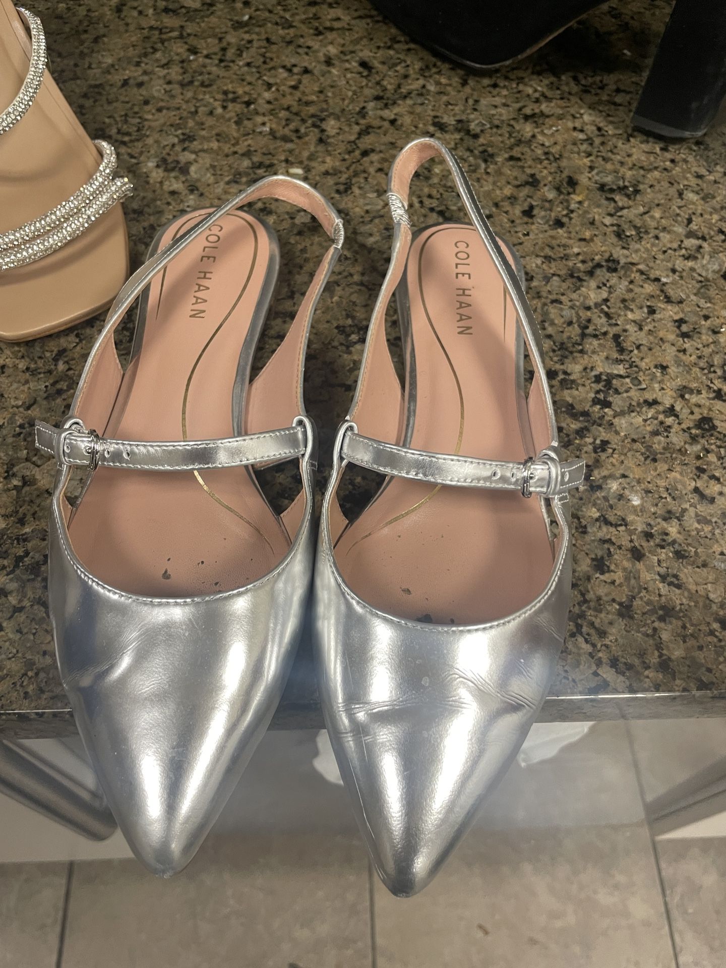 Ladies Shoes Pomp