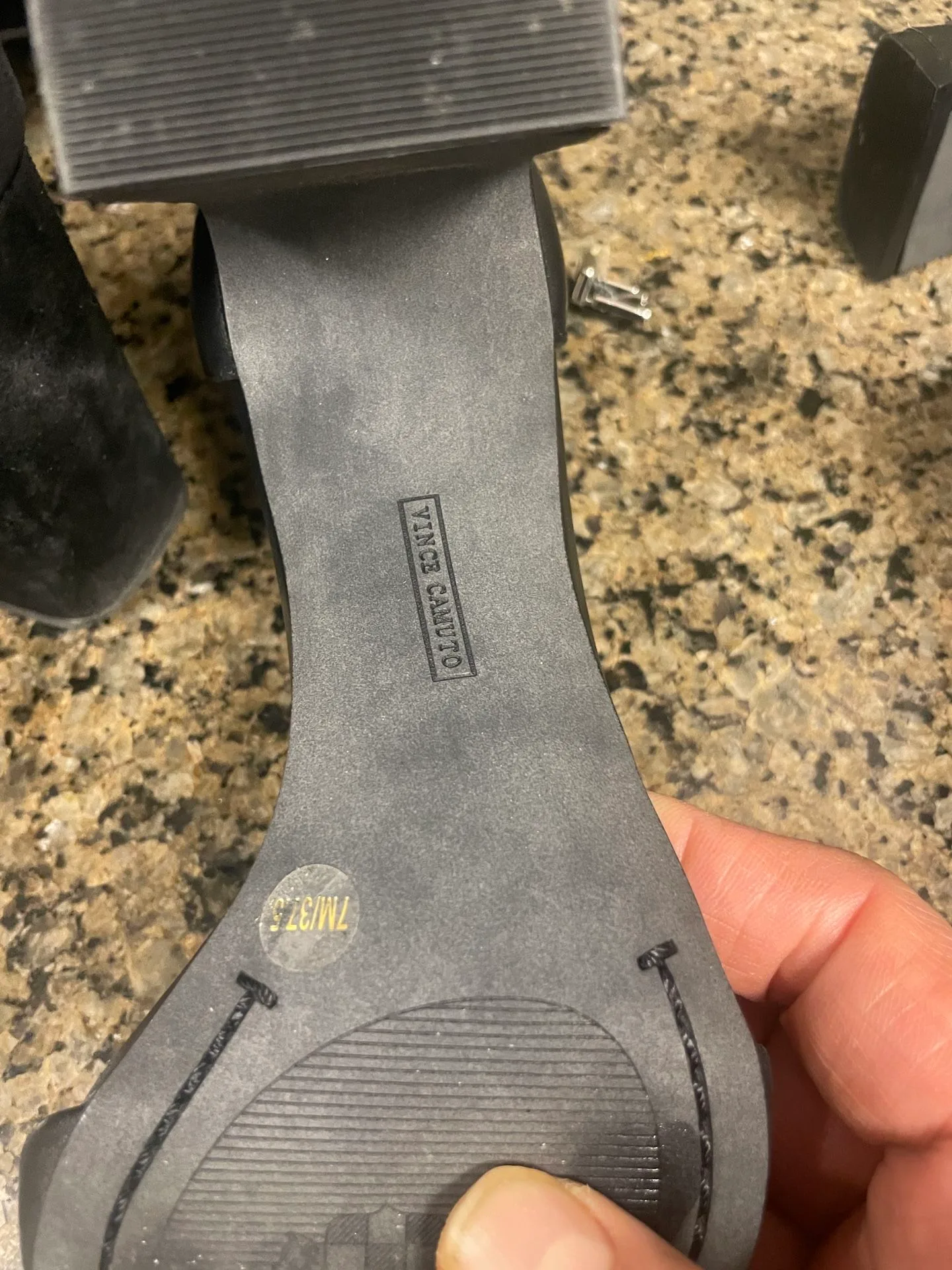 Ladies Pomp Shoes Sandle image indicator(5)