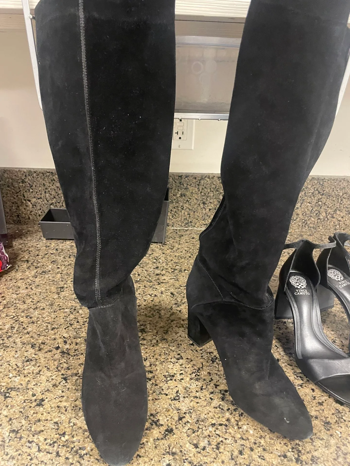 Ladies Leather Shoes Pomp image indicator(3)