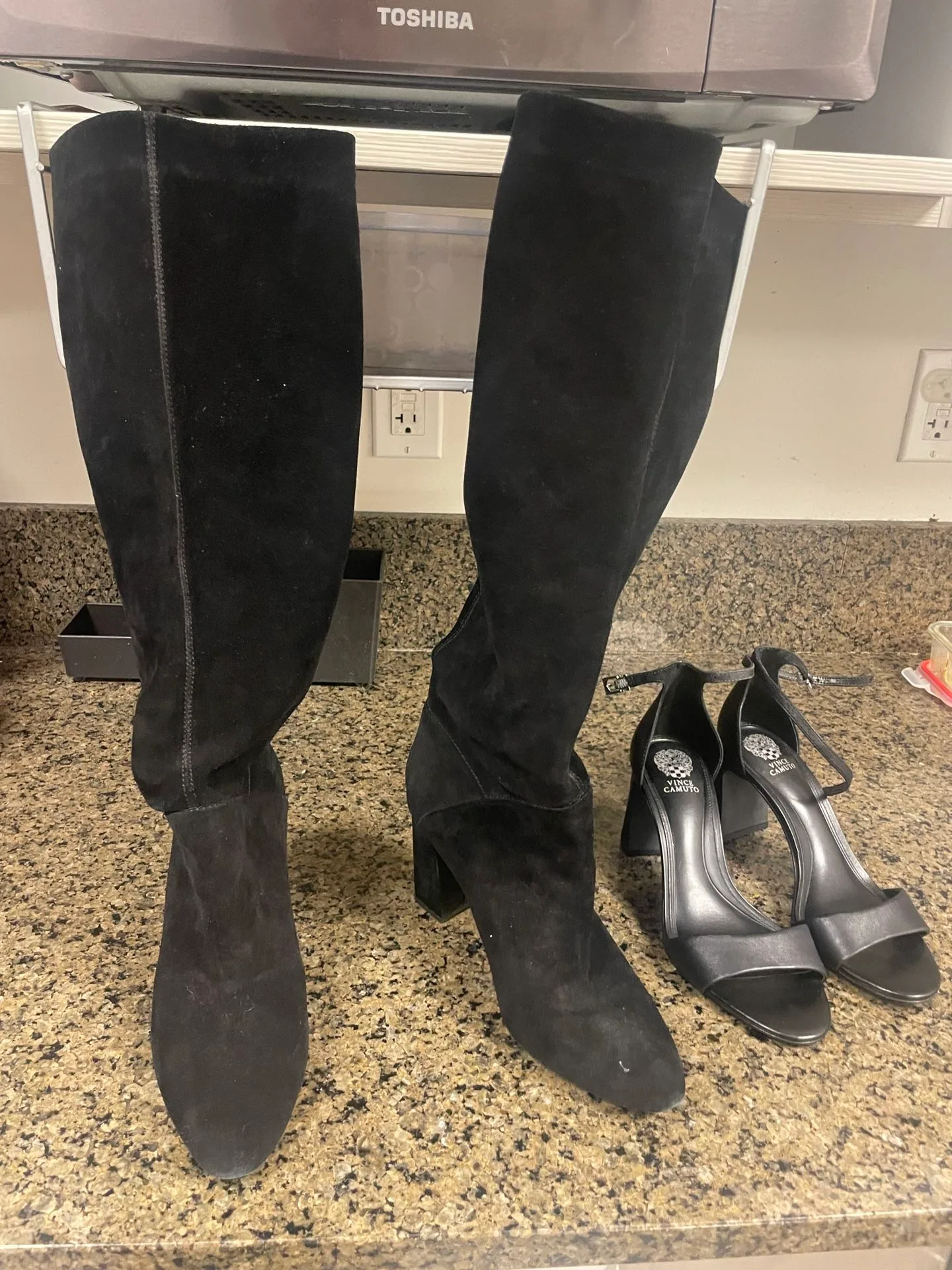 Ladies Leather Shoes Pomp image indicator(4)