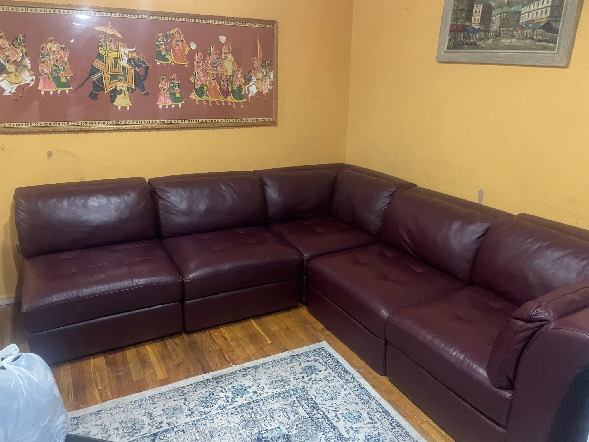 Brand New Leather Sectional Sofa Couch ( Modular Sectional) image indicator(2)