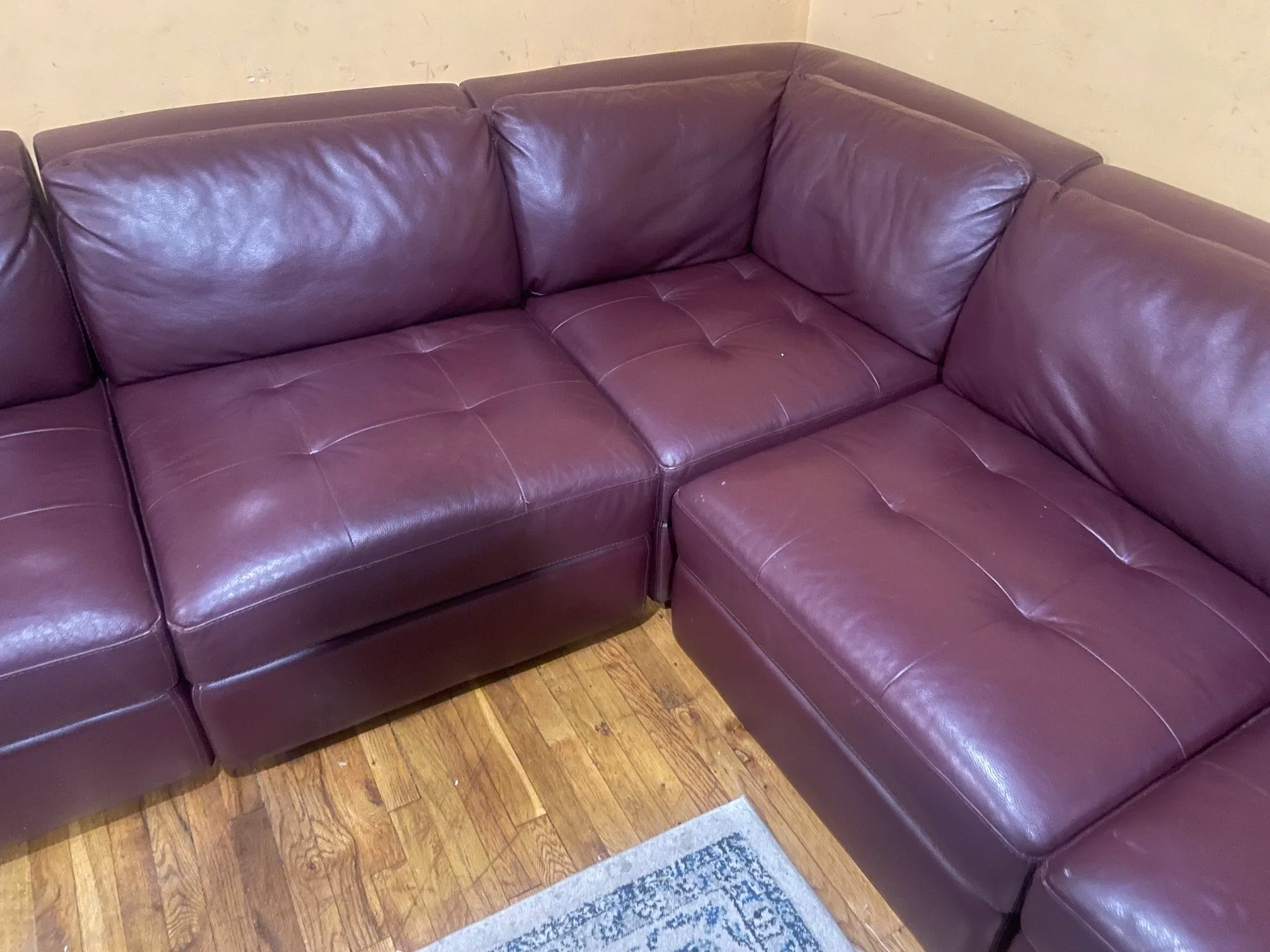 Brand New Leather Sectional Sofa Couch ( Modular Sectional) image indicator(4)