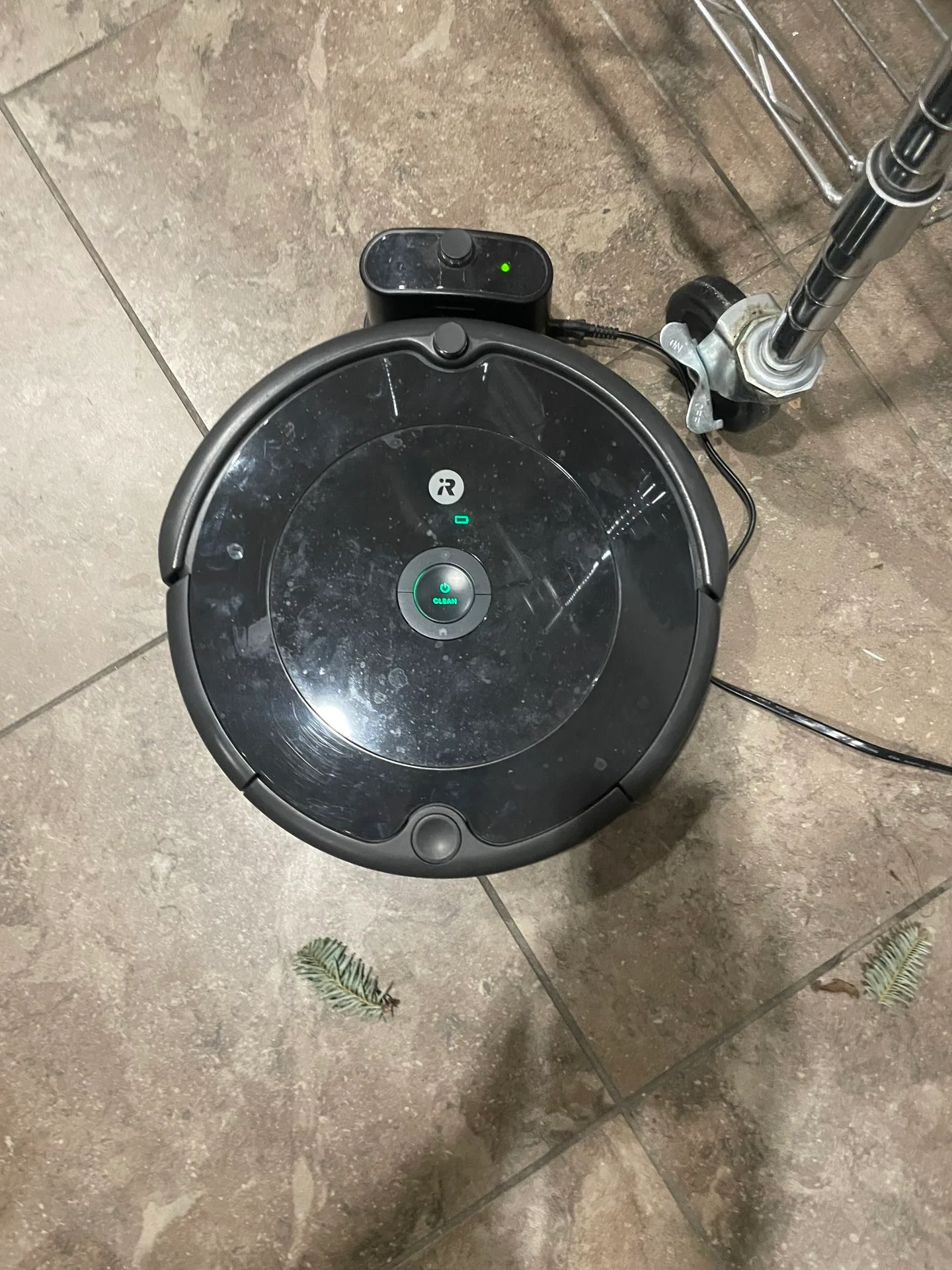 Rumba Vaccume Cleaner image indicator(2)