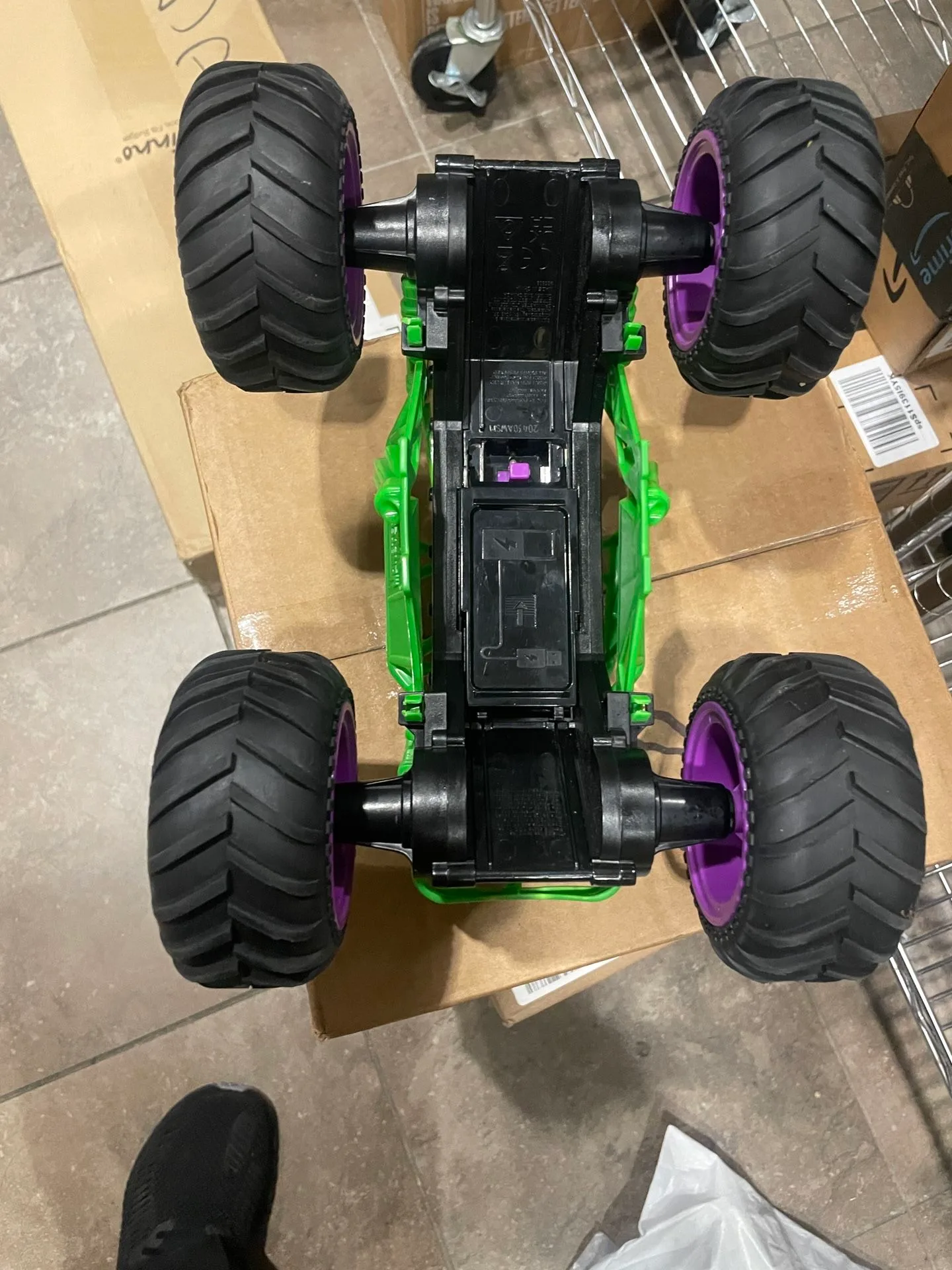 MonsterJam Truck (without Remote) image indicator(4)