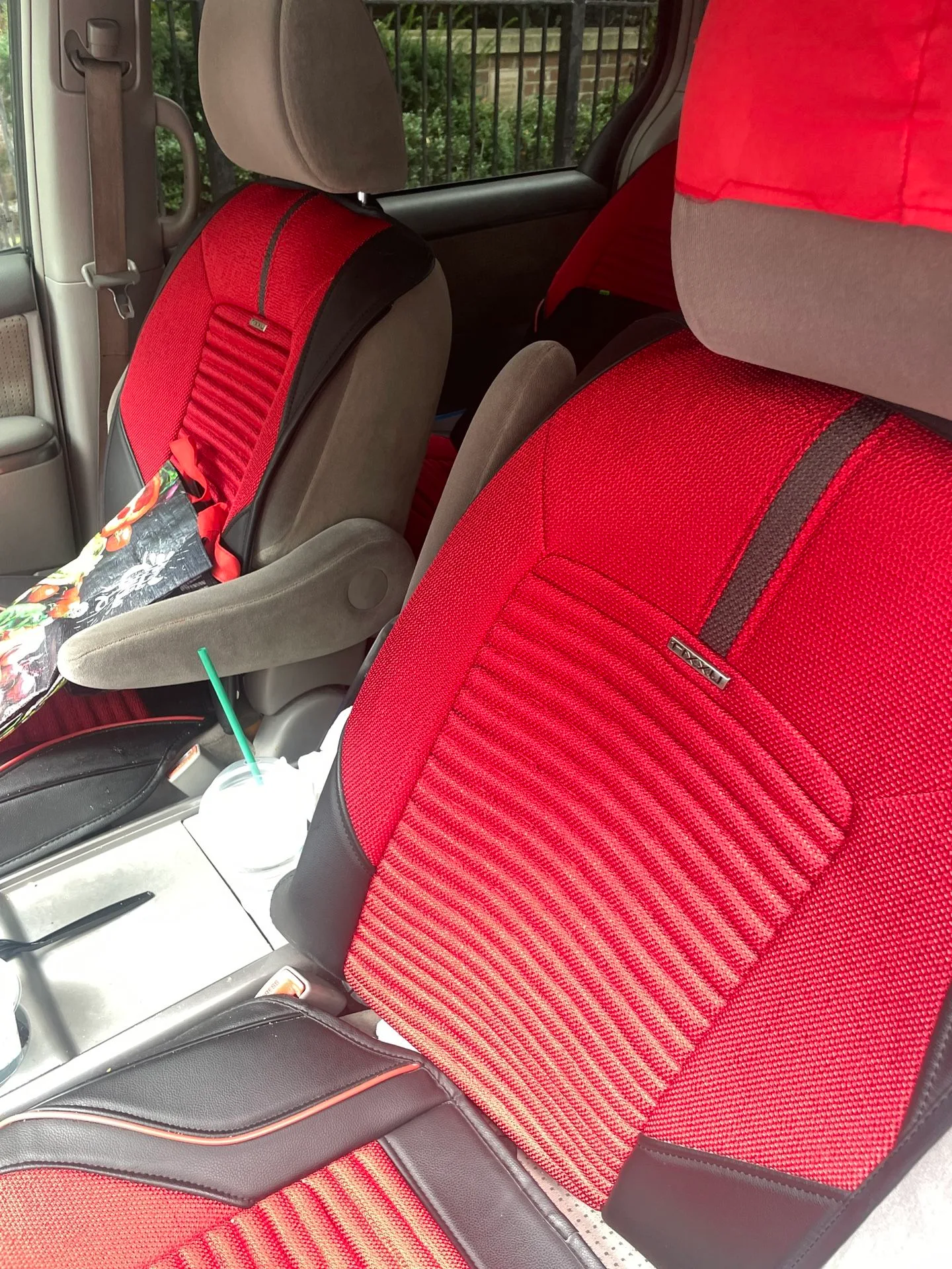 2010 Toyota Sienna image indicator(6)