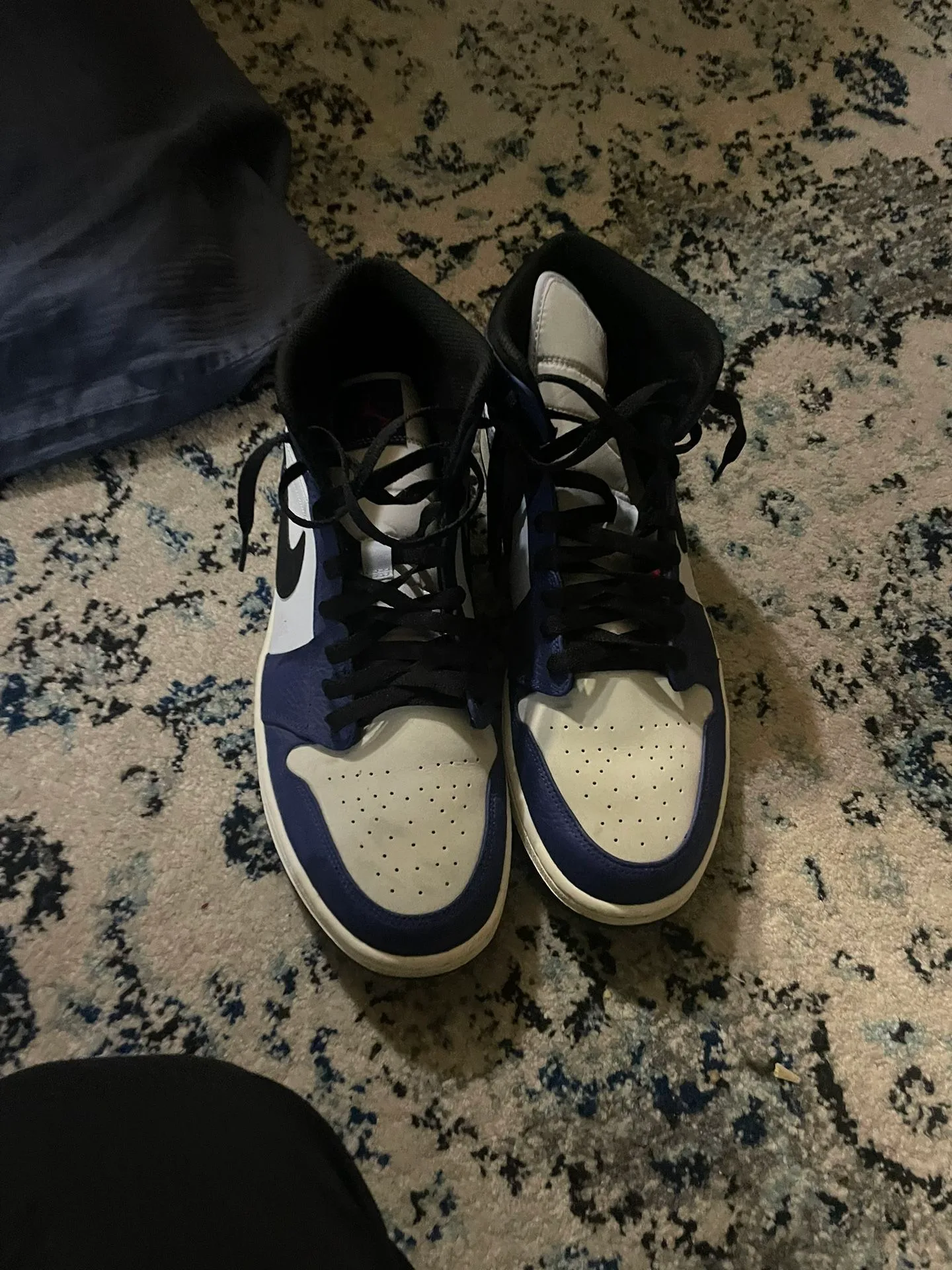 Jordan 1 Nike Air Shoes Size 13 image indicator(4)