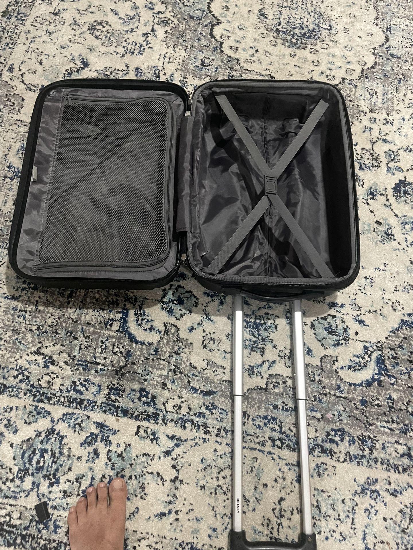 Expandable Carry On Bag With 4th res