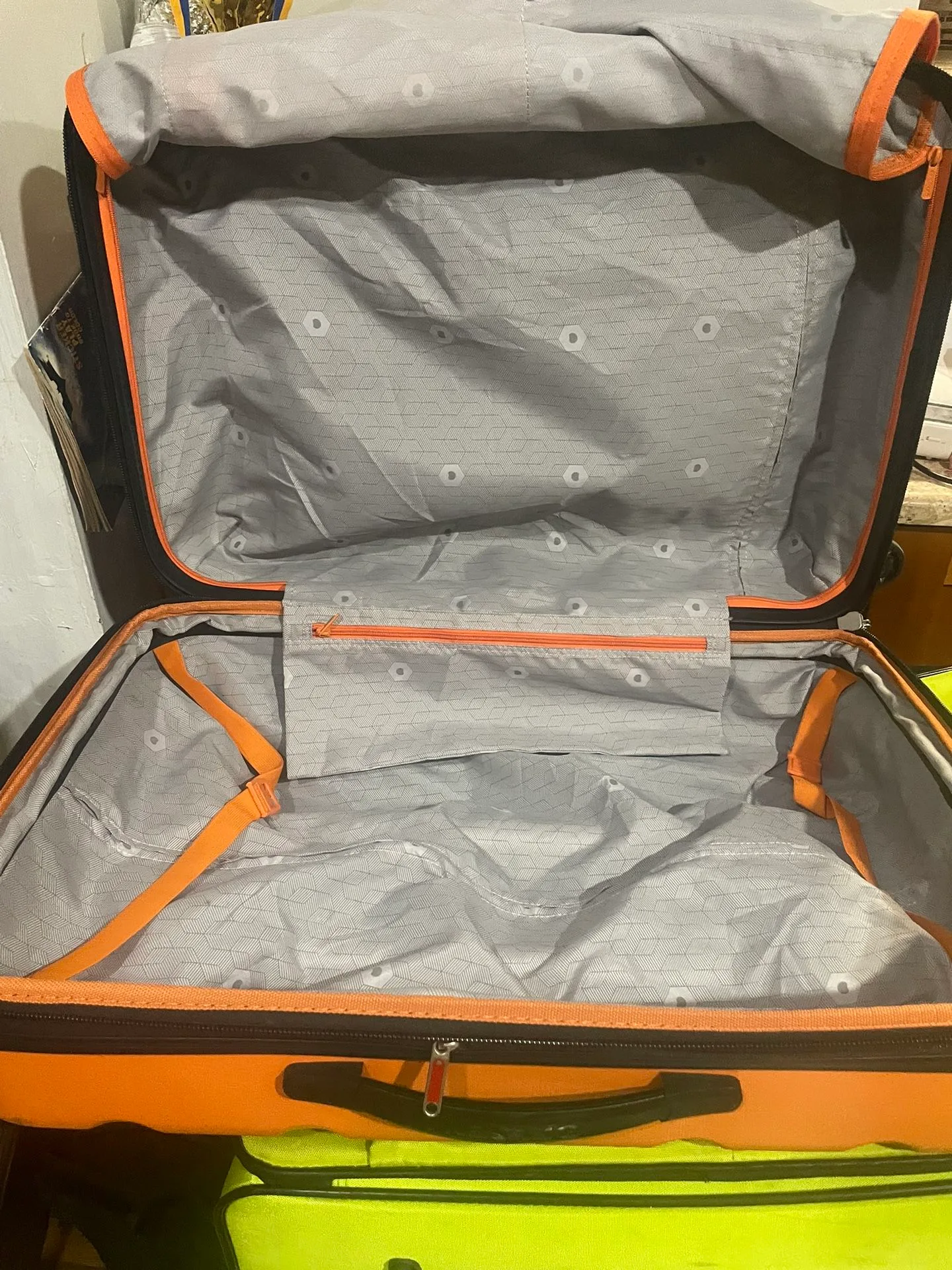 Disel Luggage bag image indicator(2)