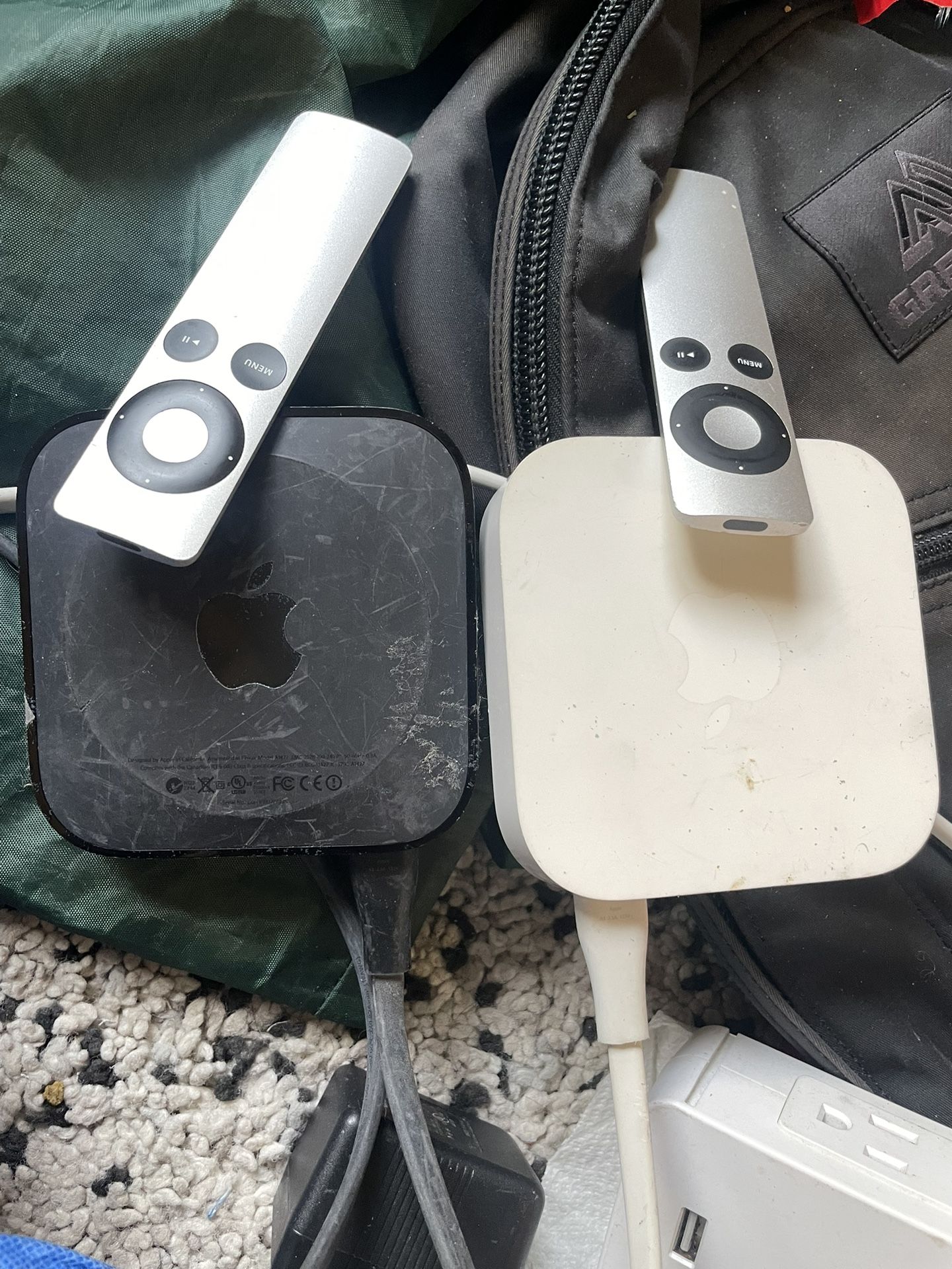 Apple TV With Remote - photo 3