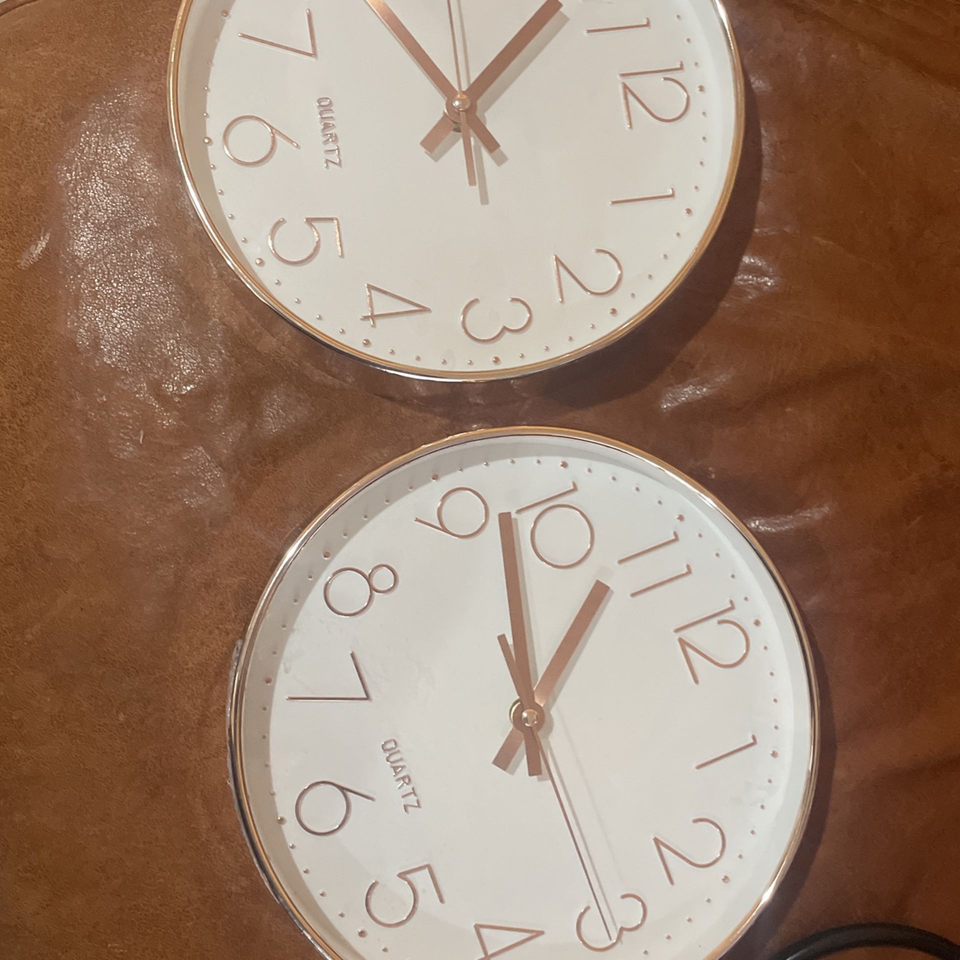 Pair Of Two golden Wall Clocks - photo 3