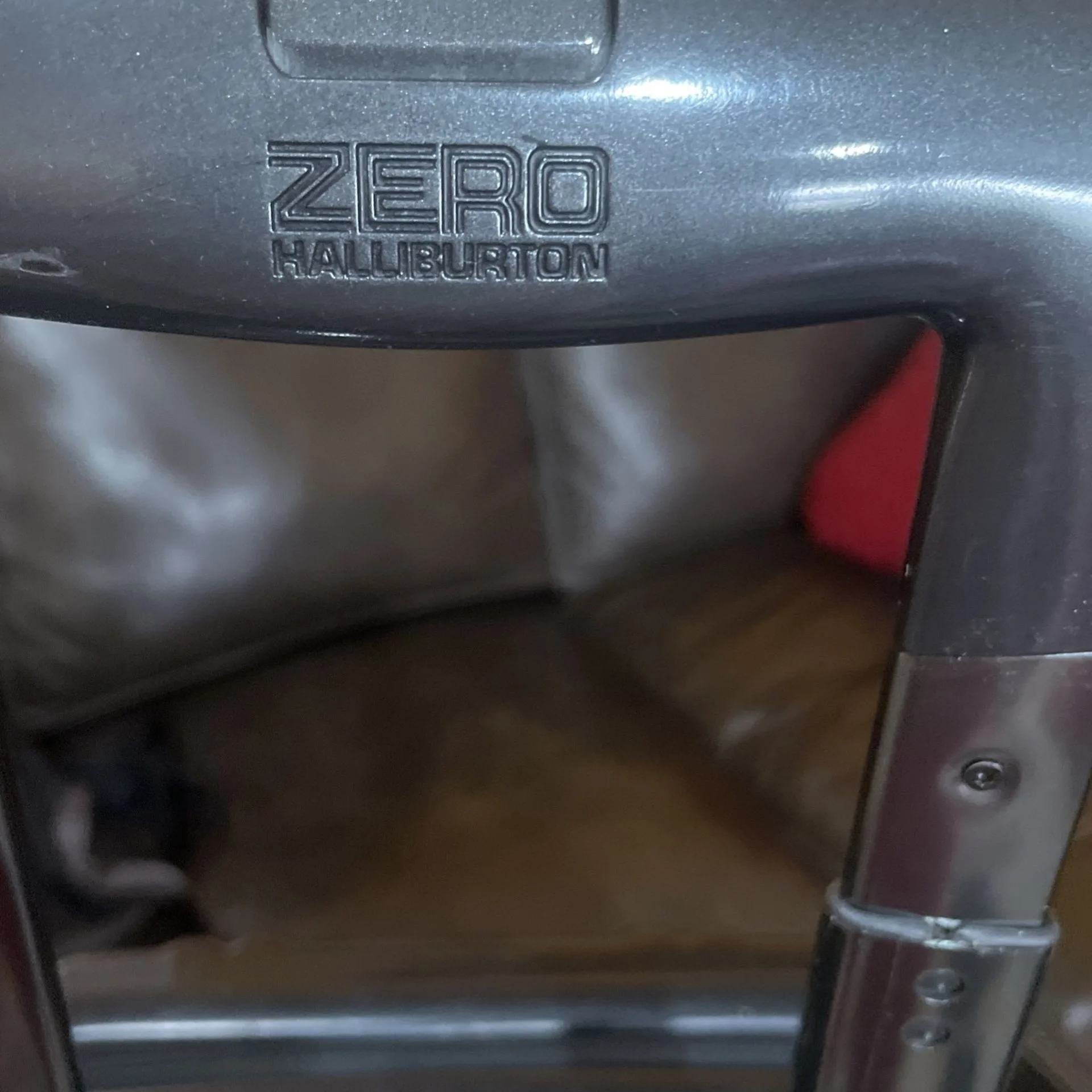 Very Nice Carry On Luggage Only $20 image indicator(4)