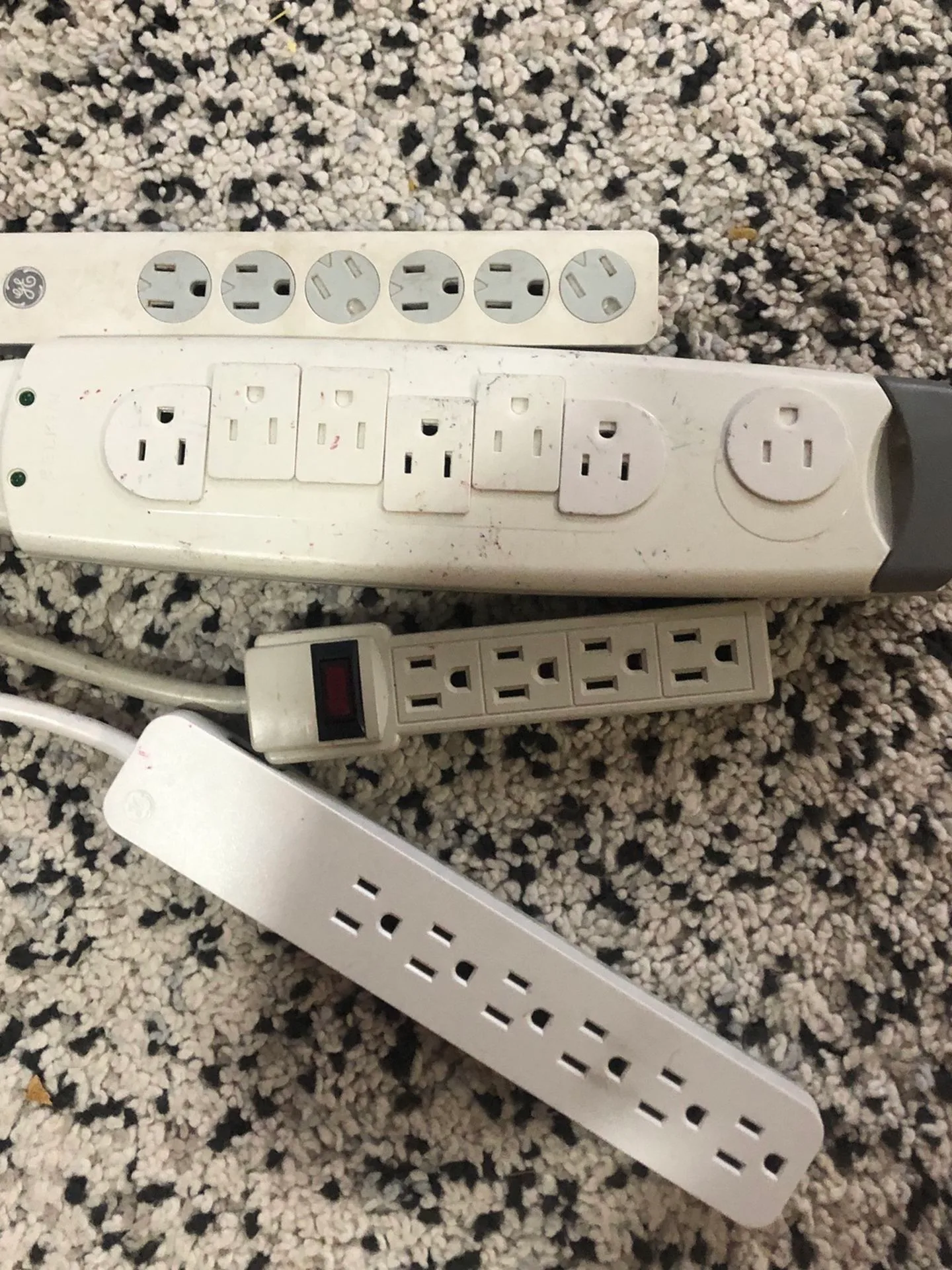 4 -Electric Extension Cord .all For $15 thumbnail