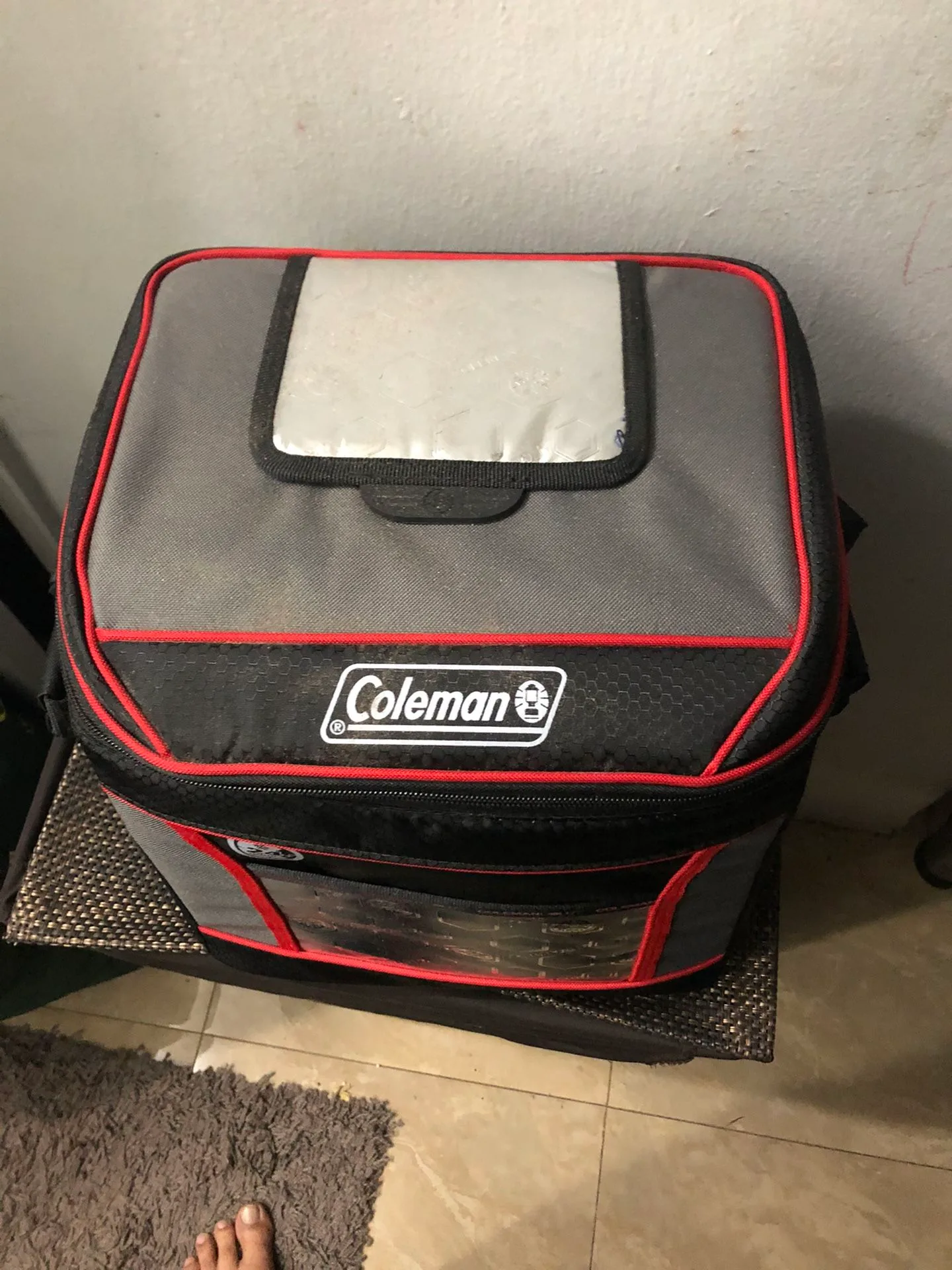 Coleman cool/hot lunch Bag. thumbnail