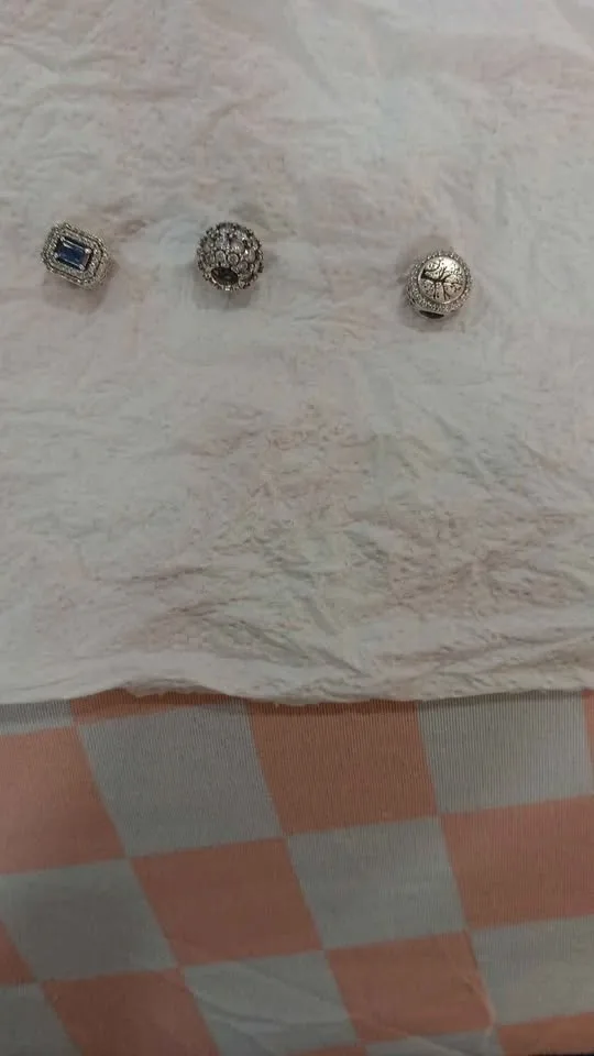 AUTHENTIC ASSORTED PANDORA CHARMS $10 EACH!!! image indicator(3)