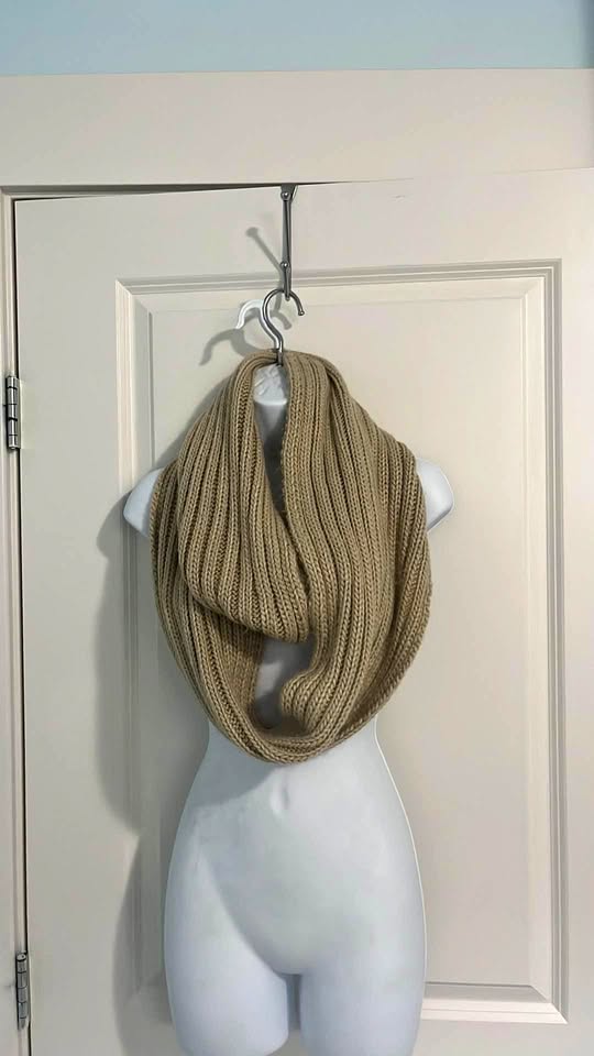 Infinity scarf