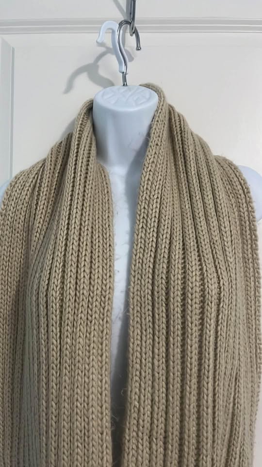 Infinity scarf - photo 2