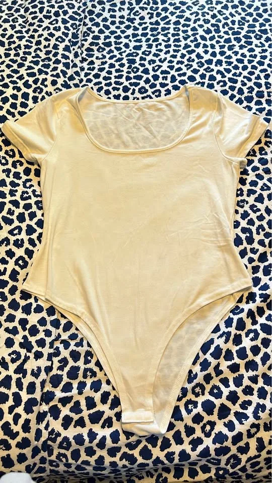 SHEIN Bodysuit thumbnail