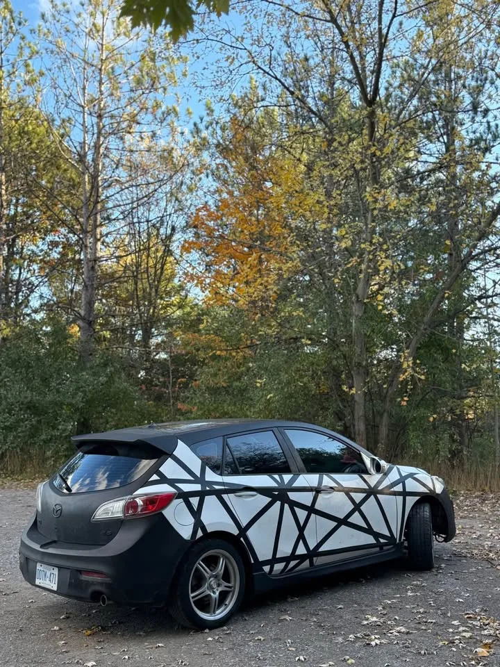 Mazda 3 sport gs 2010/ willing to trade for motorcycle image indicator(4)