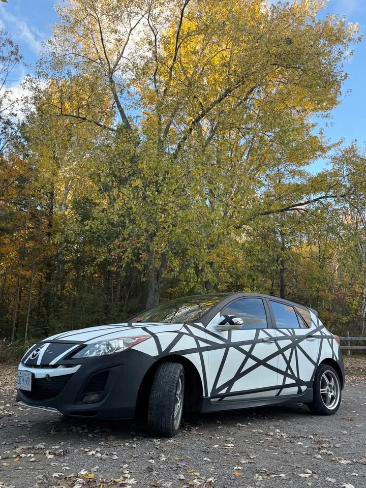 Mazda 3 sport gs 2010/ willing to trade for motorcycle image indicator(6)