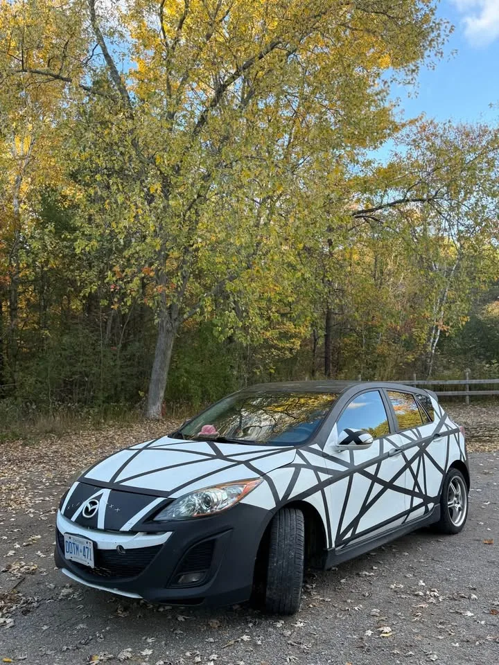 Mazda 3 sport gs 2010/ willing to trade for motorcycle image indicator(7)