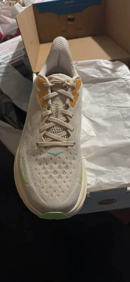 Sambas Men 10.5 image indicator(2)