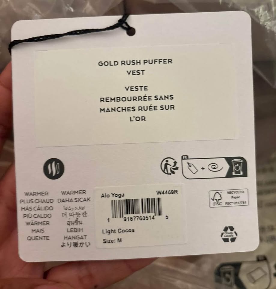 Gold Rush Puffer Vest Size Medium - photo 3