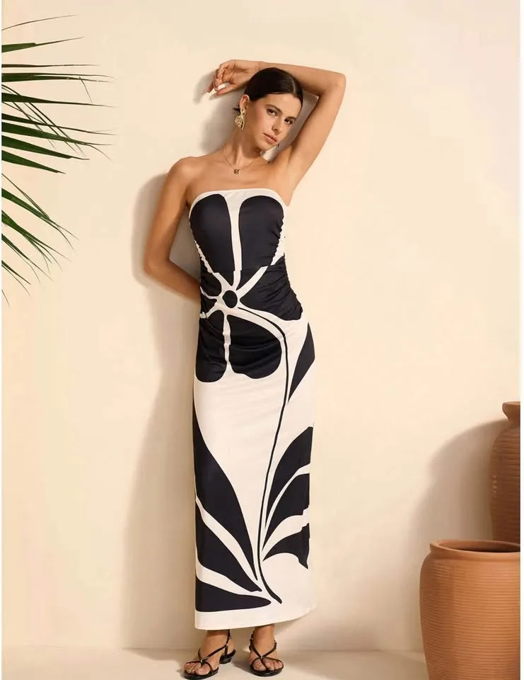 Commense Semi-Sheer Strapless Floral Dress Size Large image indicator(3)