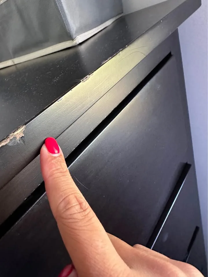 Mahogany Dresser image indicator(3)