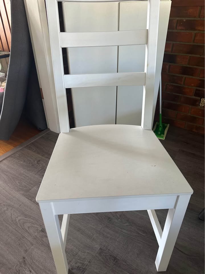 Dining table and chairs - photo 4