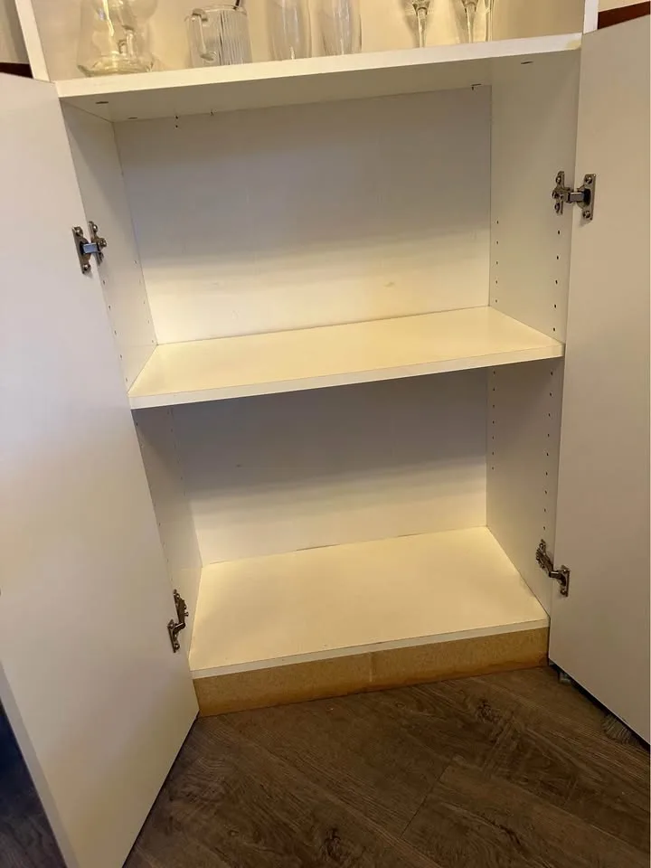 White armoire! image indicator(3)