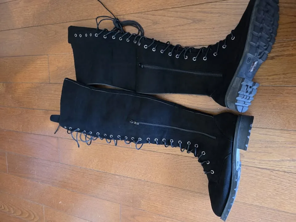 Black suede knee high boots (size 38) image indicator(3)