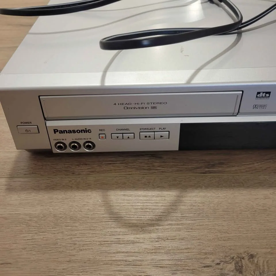 DVD & VHS Player image indicator(7)