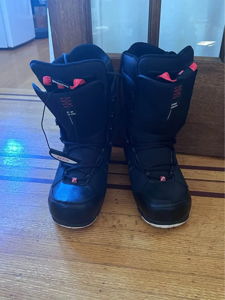 Burton Snowboarding Bundle: Board, Boots, Helmet, Goggles! image indicator(7)