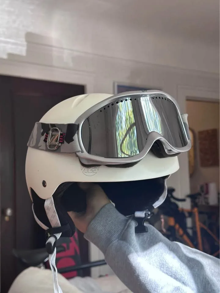 Burton Snowboarding Bundle: Board, Boots, Helmet, Goggles! image indicator(9)