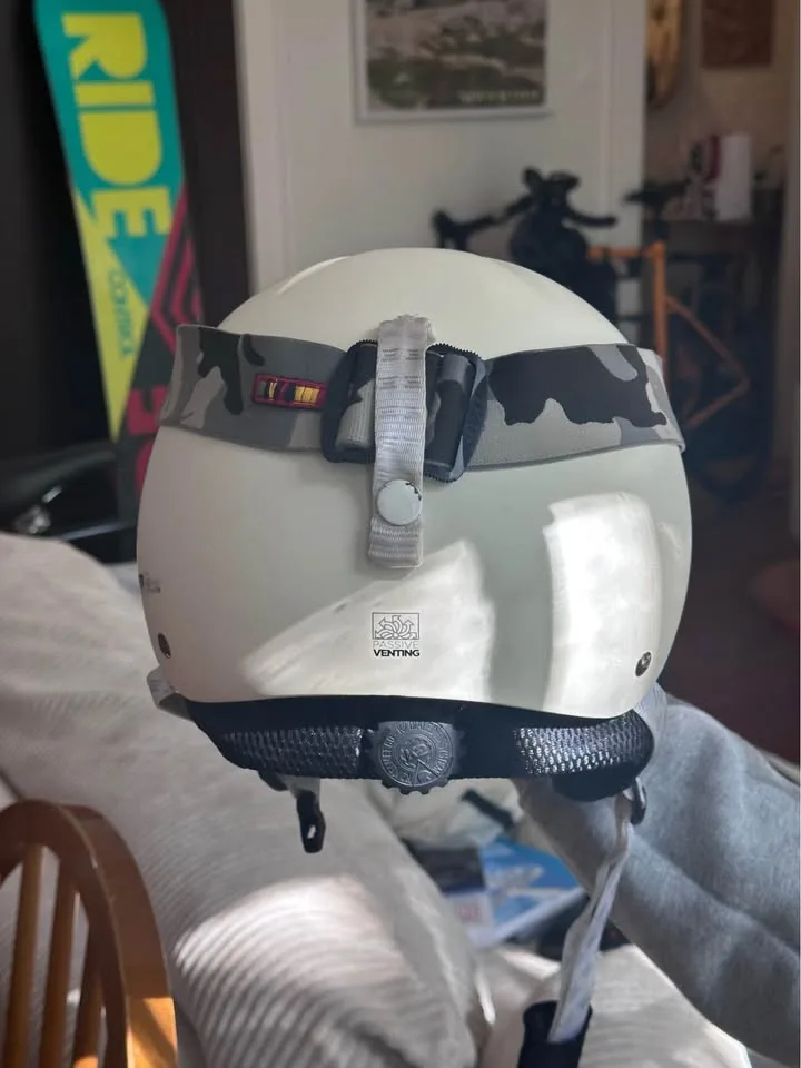 Burton Snowboarding Bundle: Board, Boots, Helmet, Goggles! image indicator(10)