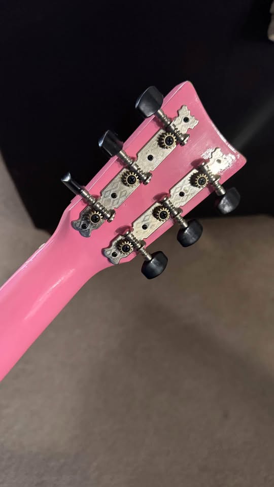 First Act Acoustic Guitar PINK 2007 RARE AGES 7+ - photo 2