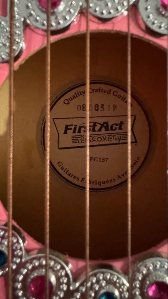 First Act Acoustic Guitar PINK 2007 RARE AGES 7+ - photo 5