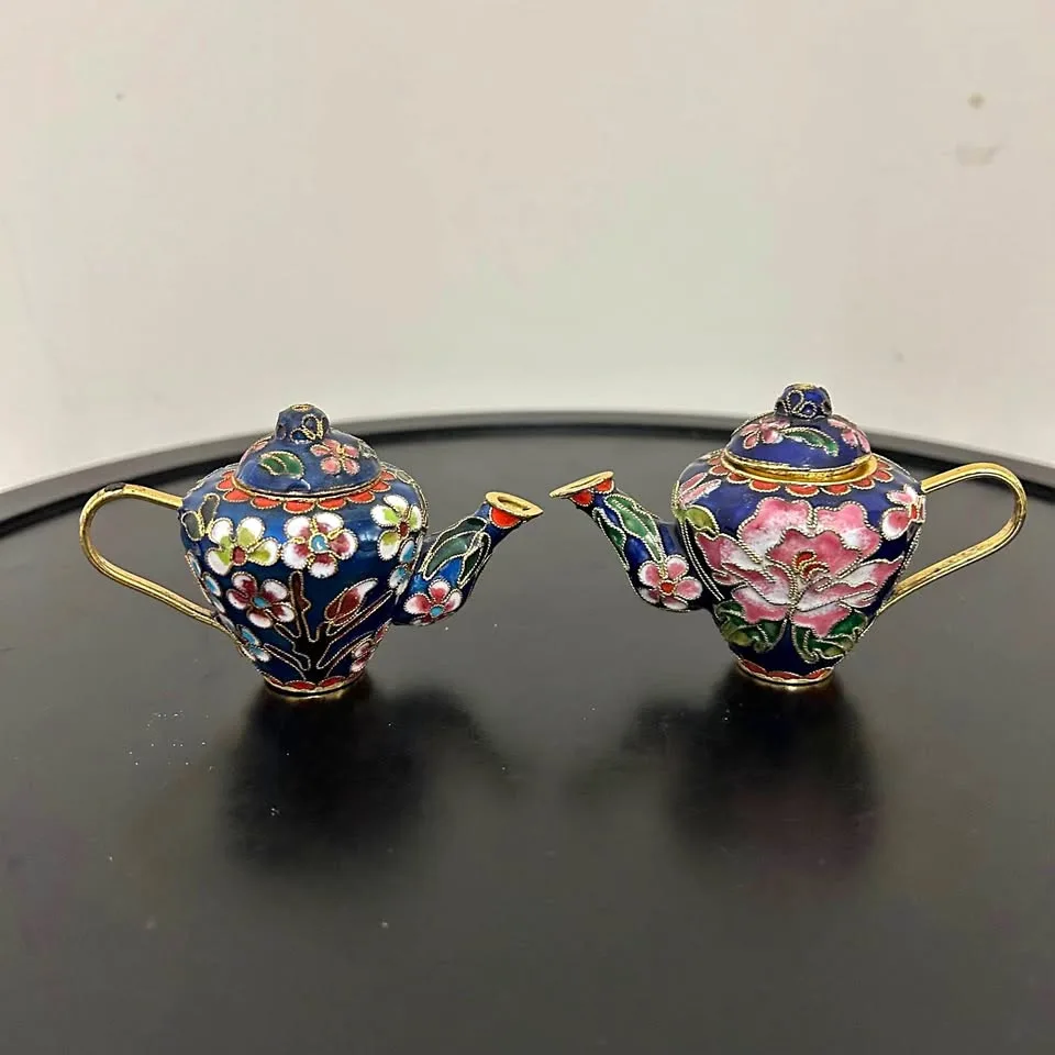 Pair of Vintage Chinese Cloisonné Miniature Teapots thumbnail