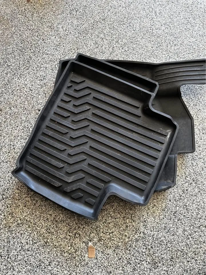 Mitsubishi outlander 2021-2026 all weather mats image indicator(2)